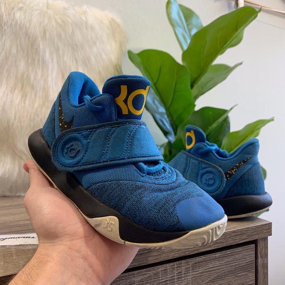 kevin durant blue shoes
